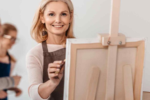 https://spotlightmakerstudios.com/wp-content/uploads/2019/05/inner_image_event_03-640x427.jpg